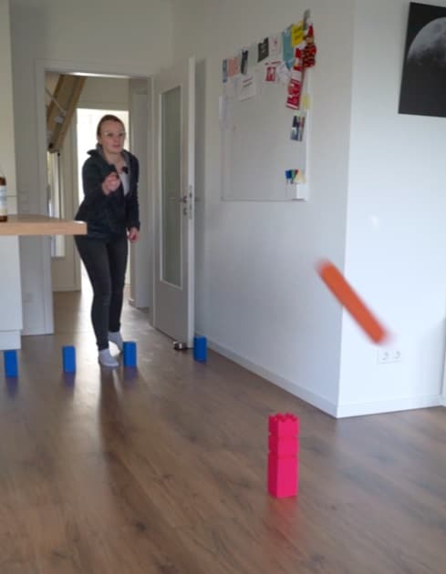 Indoor Kubb Wohnzimmer Kubb im Wohnzimmer